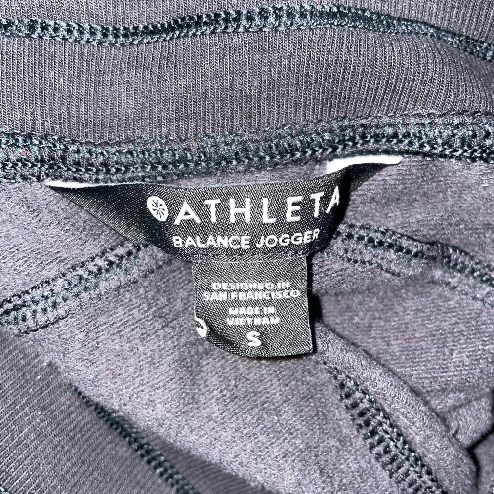 Athleta balance jogger size small- black - Picture 2 of 2